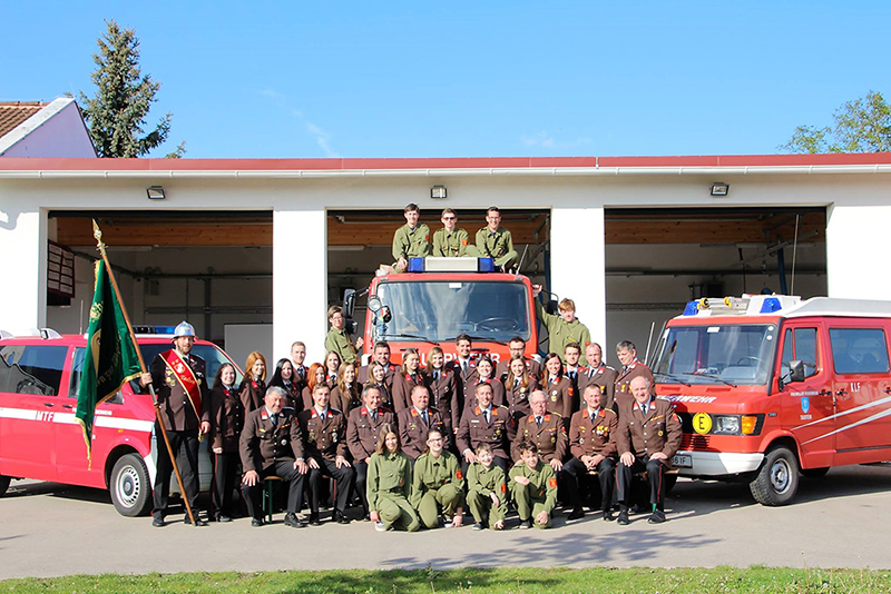 Mannschaft der Freiwilligen Feuerwehr Tadten